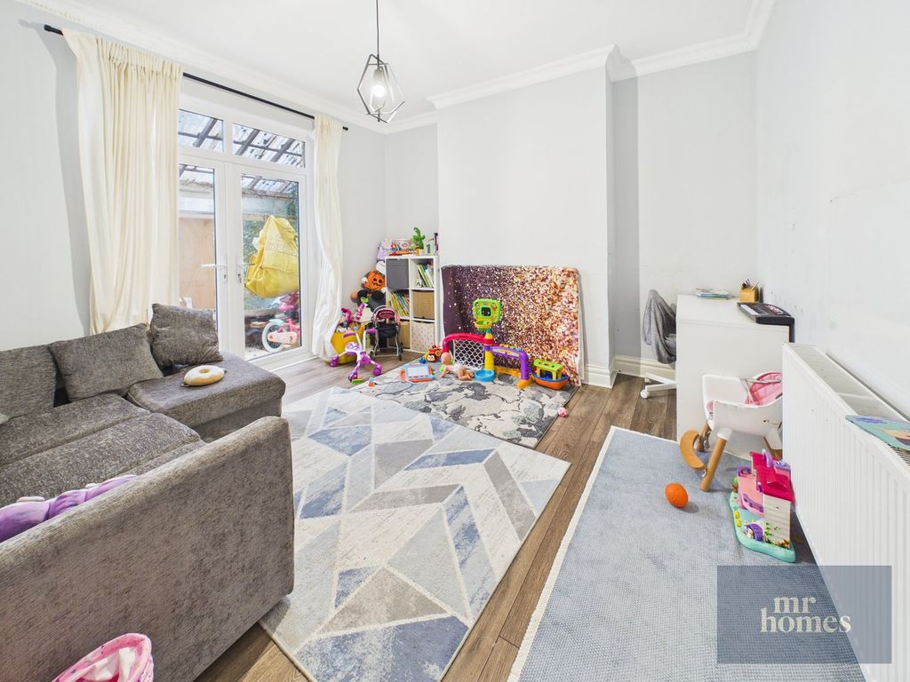 Additional image 13 of 4 bed terraced house for saleLlanedeyrn Road, Penylan, Cardiff CF23