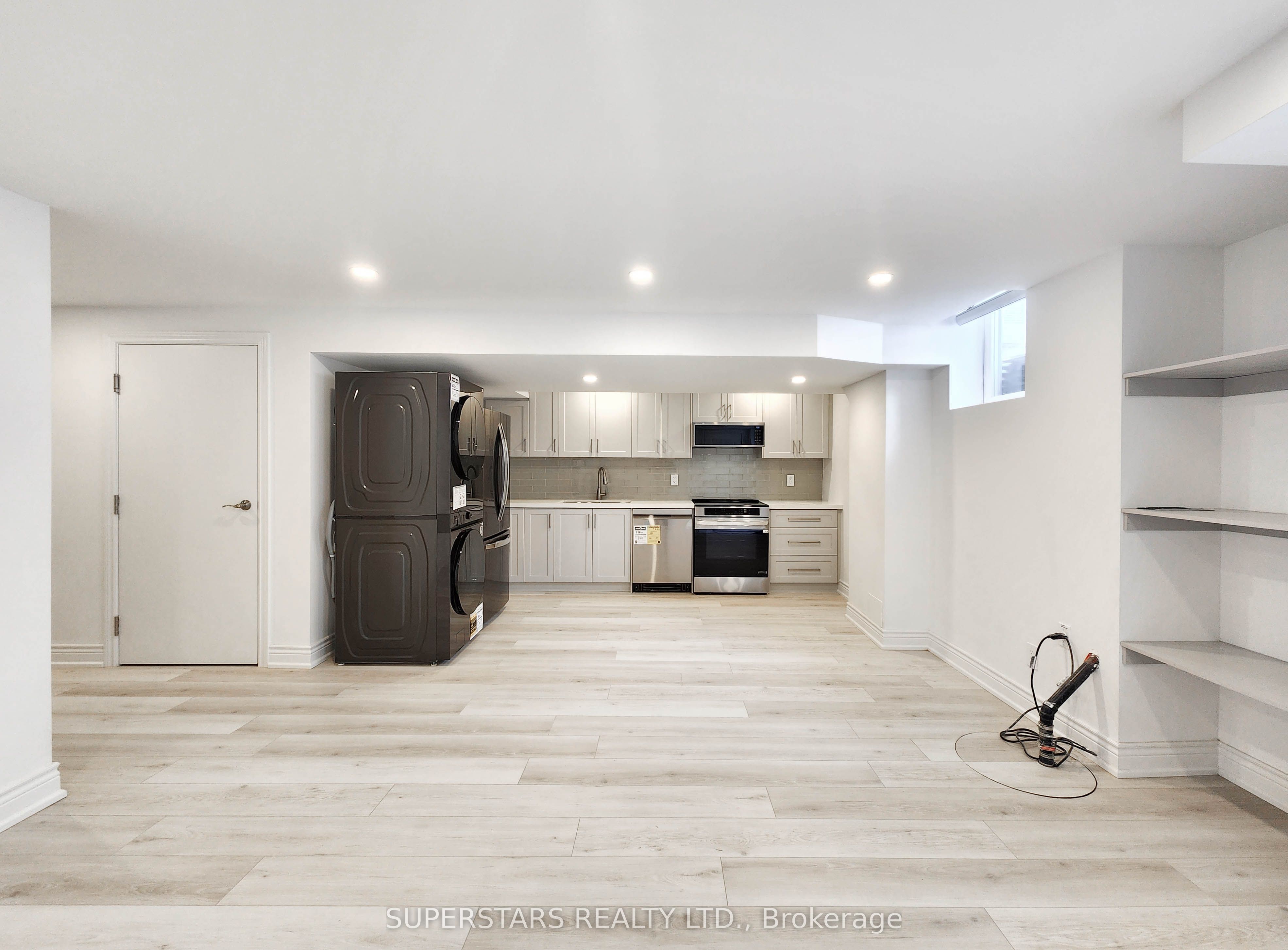 (Basement)-274 Riverlands Avenue, Markham, ON, L6B 0W2 photo 2