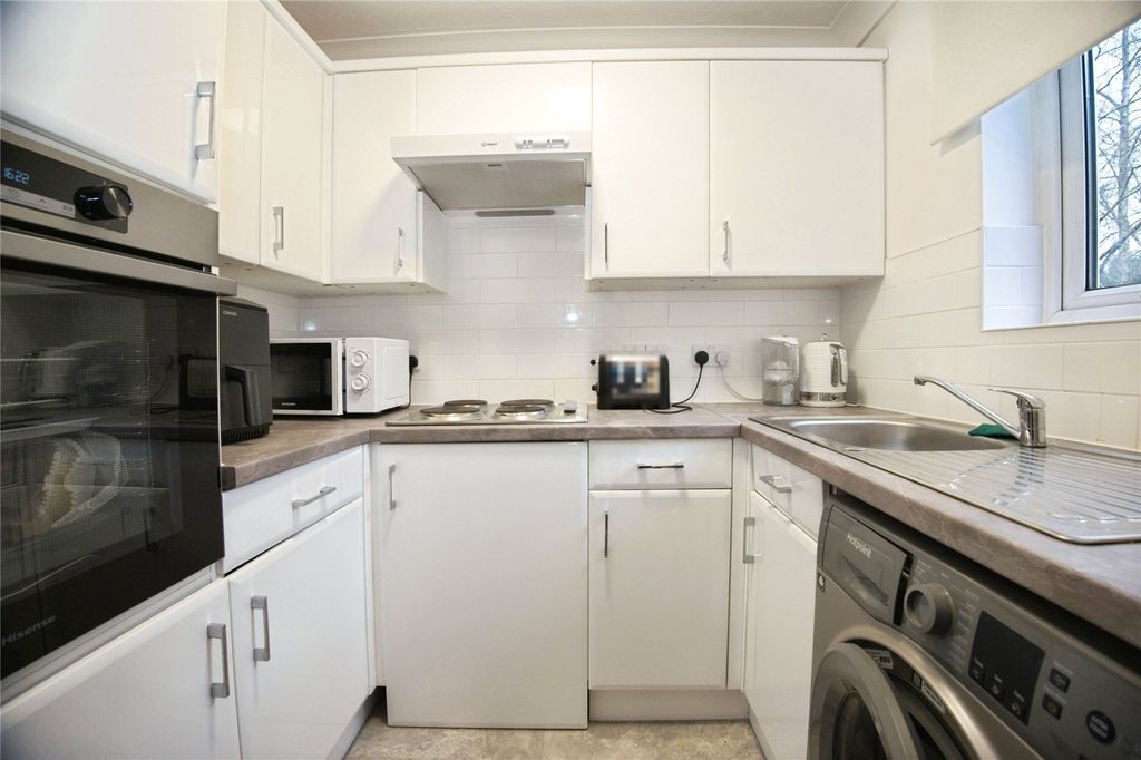 Additional image 2 of 1 bed flat for saleGlendower Court Phase II, Cardiff CF14