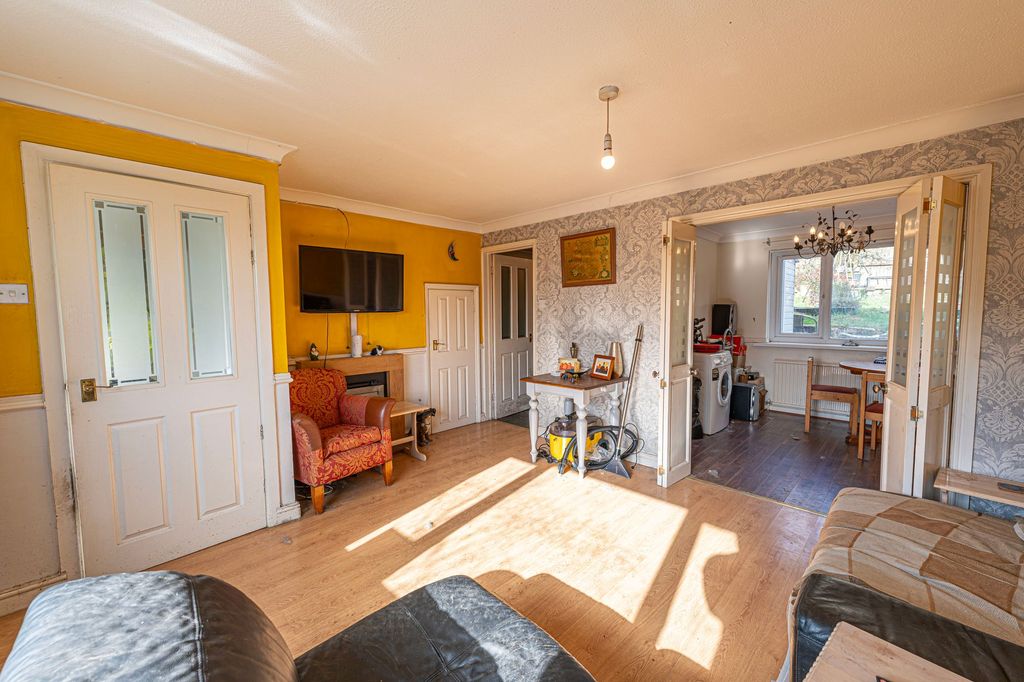 Additional image 4 of 3 bed terraced house for saleHanbury Gardens, Pontnewynydd NP4