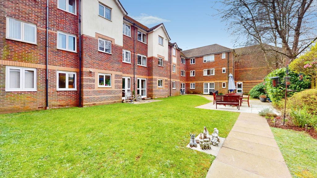 Additional image 12 of 2 bed flat for saleVelindre Road, Whitchurch, Cardiff CF14