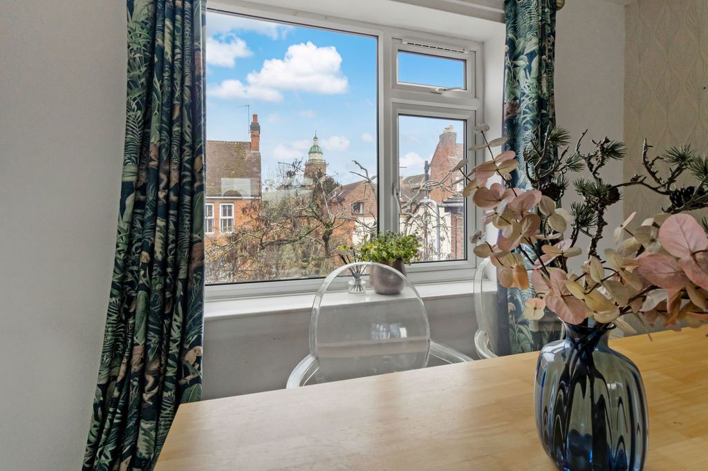 Additional image 3 of 2 bed flat for saleNew Street, Upton-Upon-Severn, Worcestershire WR8