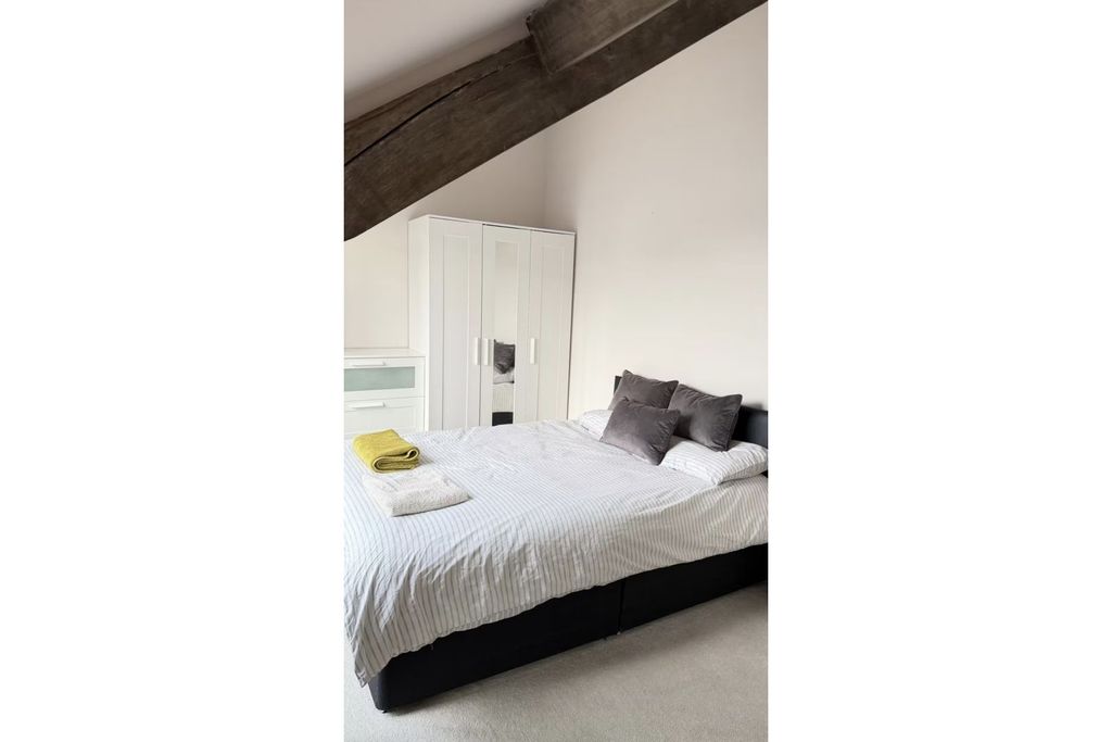 Additional image 7 of 2 bed property for saleSevern Square, Cardiff CF11