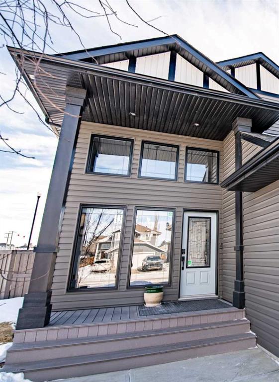 Additional image 2 of 35 Bowman Circle, Sylvan Lake, AB, T4S 0H9