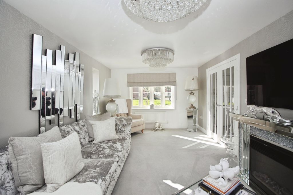 Additional image 4 of 4 bed detached house for saleSword Hill, Caerphilly CF83