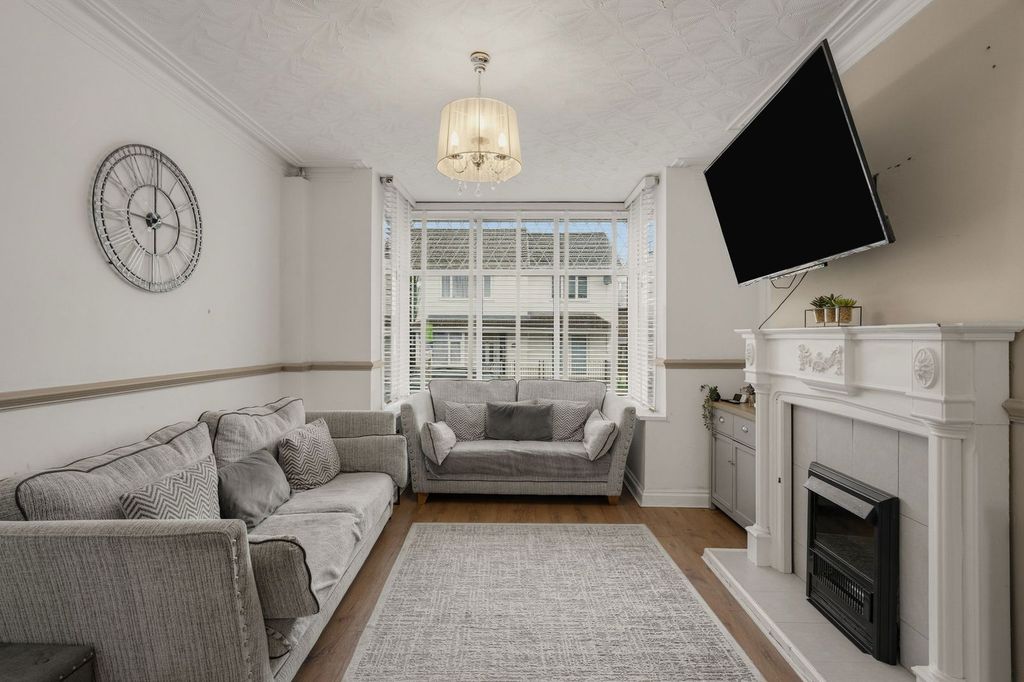 Additional image 2 of 3 bed terraced house for saleGrove Estate, Pontnewynydd NP4