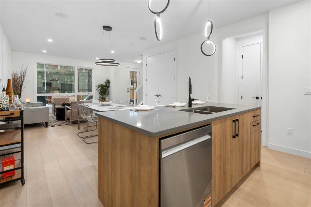 Additional image 5 of 3719 14a Street SW, Calgary, AB, T2T3Y1