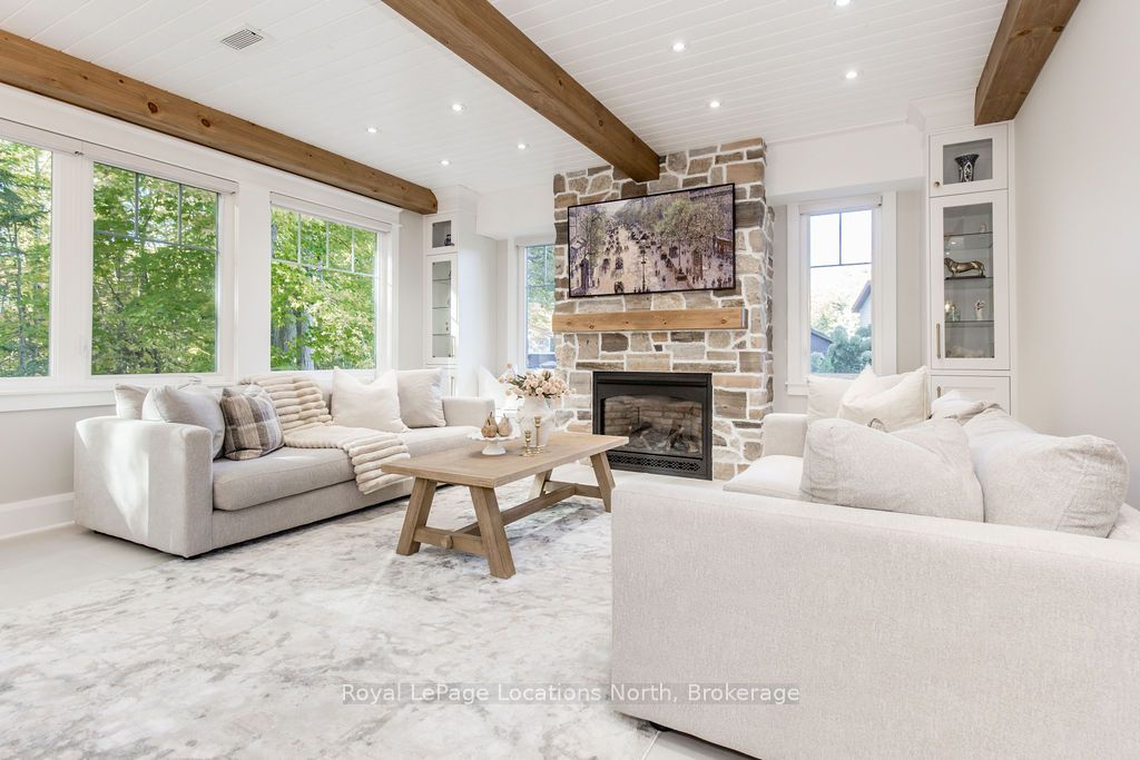 545 Oxbow Park Drive, Wasaga Beach, ON, L9Z 2T9