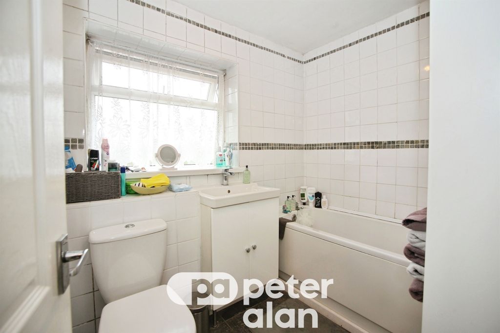Additional image 13 of 4 bed semi-detached house for saleHendre Farm Drive, Newport NP19