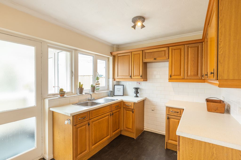 Additional image 10 of 3 bed semi-detached house for saleLa Tonnelle Clos Vale Road, St. Sampson, Guernsey GY2