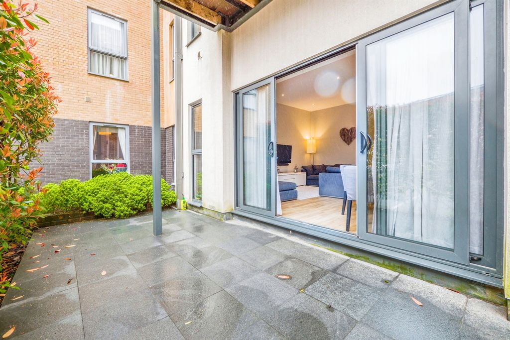 Additional image 18 of 2 bed flat for saleRomilly Crescent, Cardiff CF11