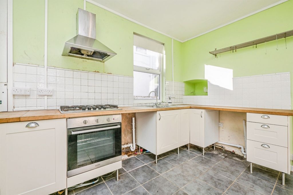 Additional image 14 of 4 bed terraced house for saleCarlisle Street, Splott, Cardiff CF24