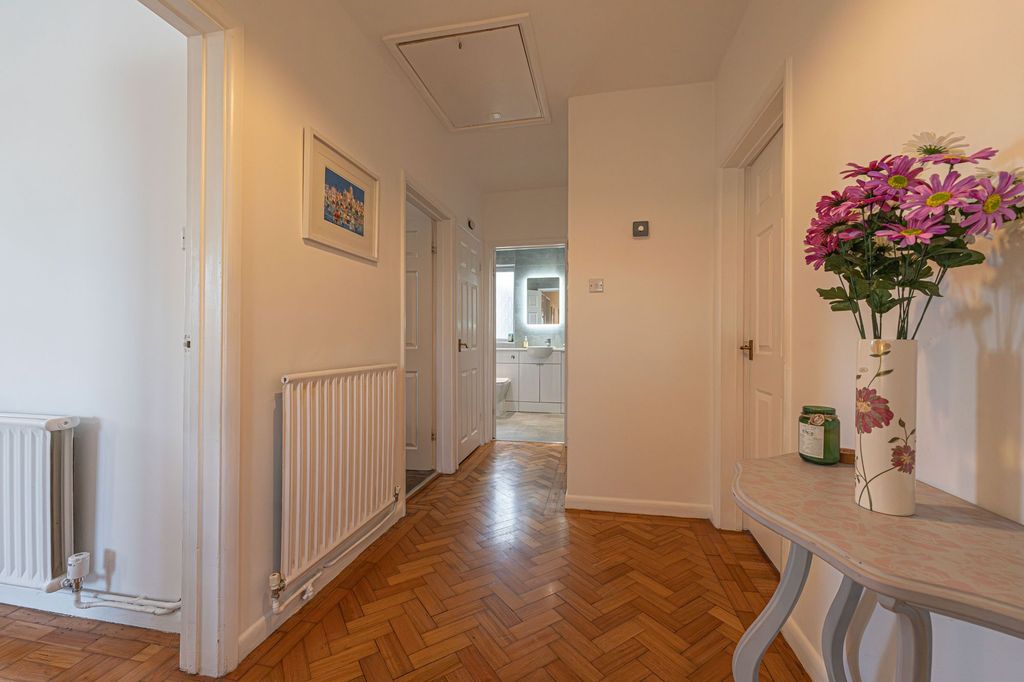 Additional image 2 of 3 bed detached bungalow for saleRidgeway Crescent, Newport NP20