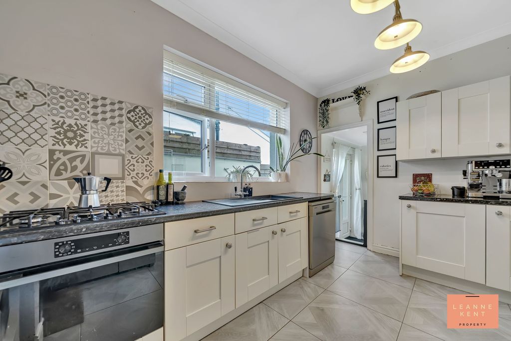 Additional image 13 of 3 bed terraced house for saleBartlett Street, Caerphilly CF83