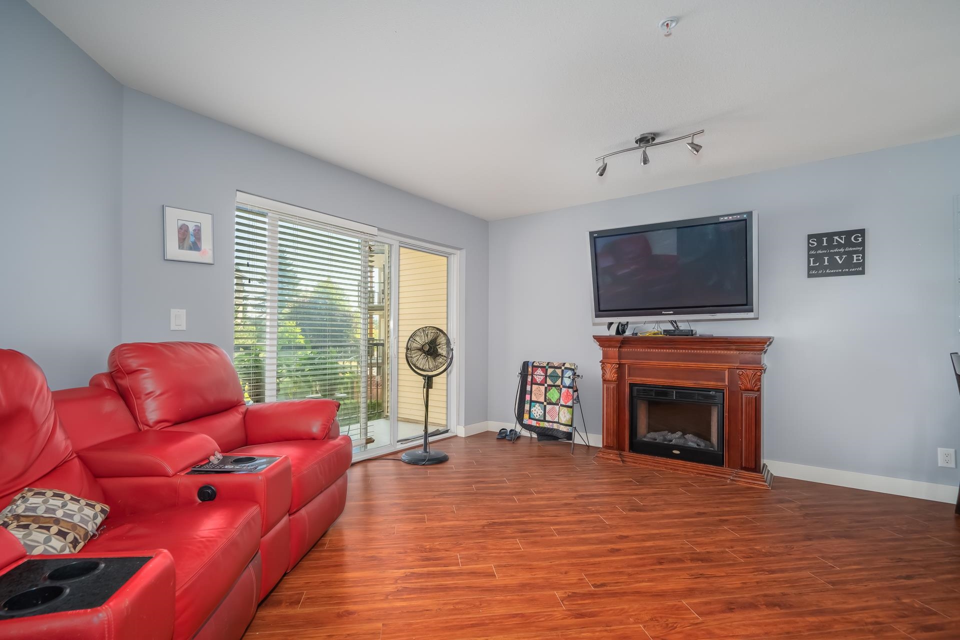 Additional image 2 of 202-2955 Diamond Crescent, Abbotsford, BC, V2T 2L5