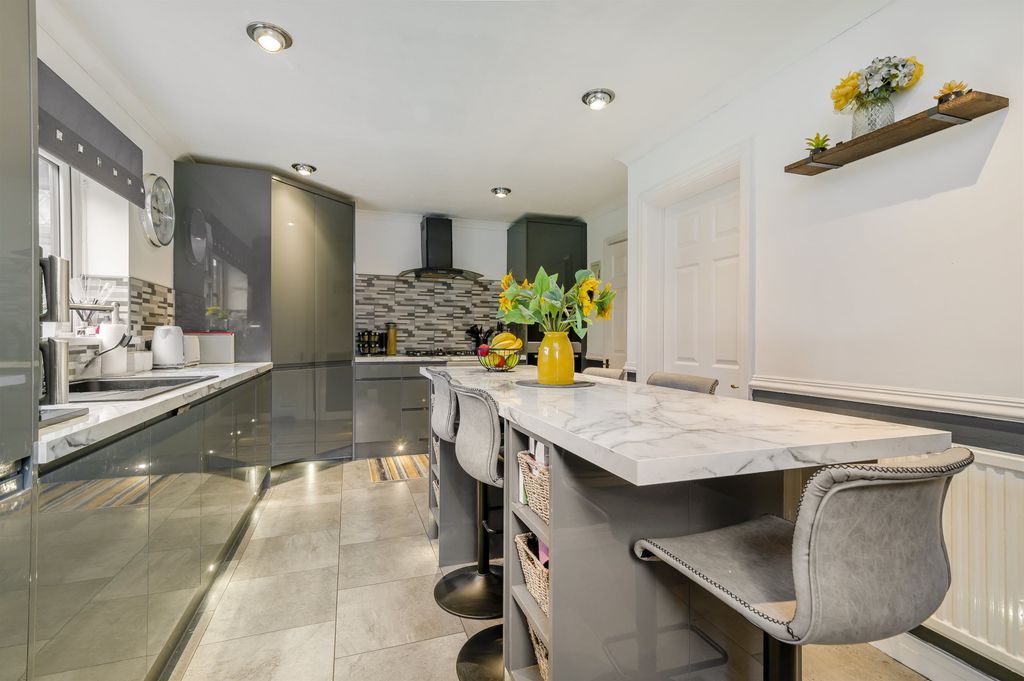 Additional image 2 of 4 bed detached house for saleTregarn Close, Langstone, Newport, Newport NP18