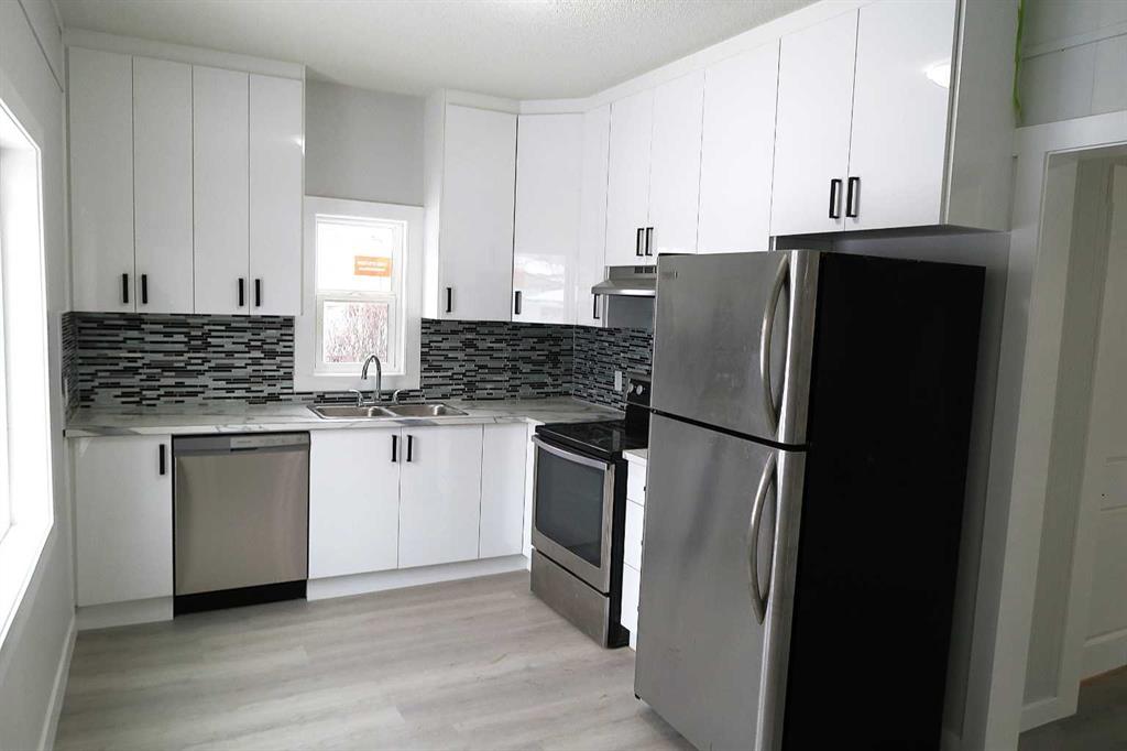111 6 Avenue SE, Three Hills, AB, T0M 2A0