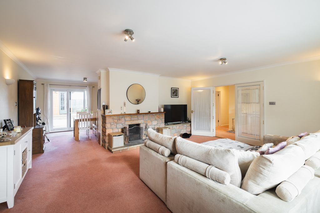 Additional image 10 of 3 bed bungalow for saleLa Grande Route De Faldouet, St. Martin, Jersey JE3