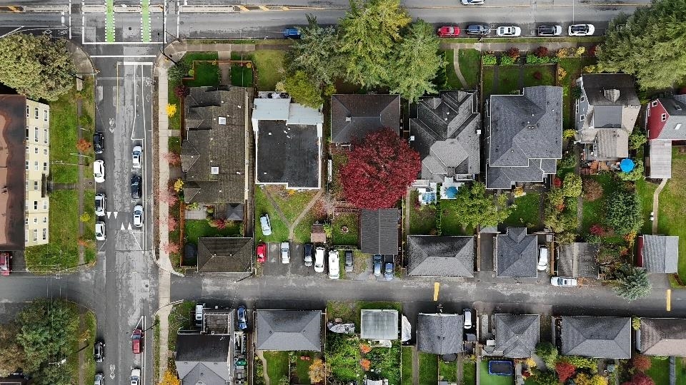 313 13th Street E, North Vancouver, BC, V7L 2L8