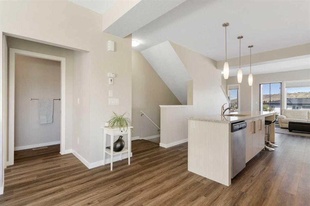 Additional image 6 of 808-501 River Heights Drive, Cochrane, AB, T4C 2L3