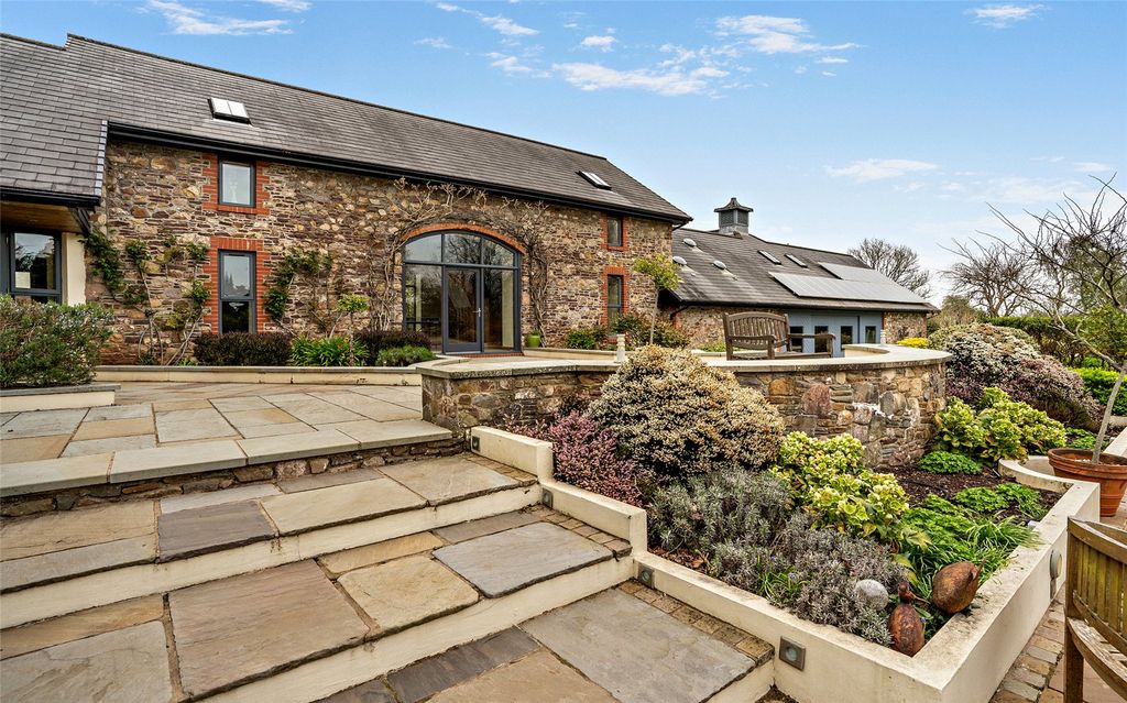 Additional image 17 of 7 bed detached house for saleNewport Road, Castleton, Cardiff, Newport CF3