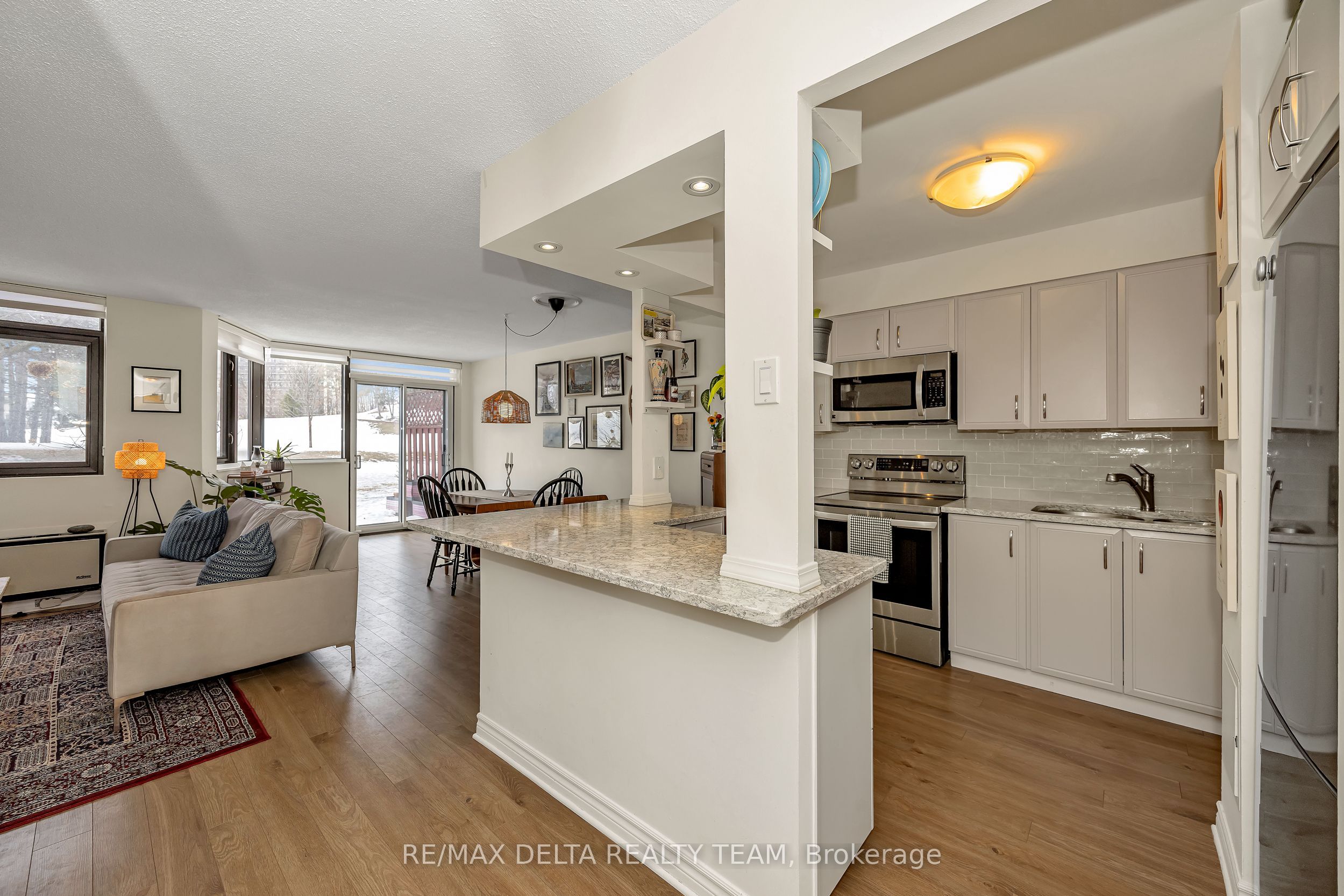 Additional image 5 of 111-2871 Richmond Road, Ottawa, ON, K2B 8M5