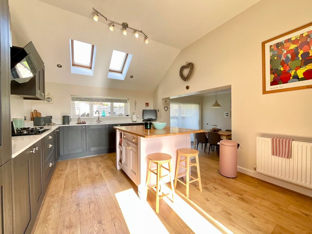 Additional image 2 of 4 bed detached house for saleAugustan Close, Caerleon, Newport NP18