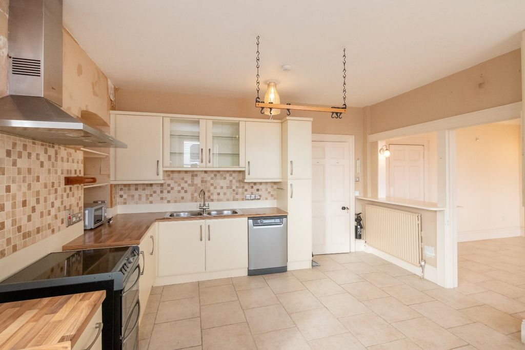 Additional image 3 of 4 bed semi-detached house for saleGlategny Esplanade, St Peter Port GY1