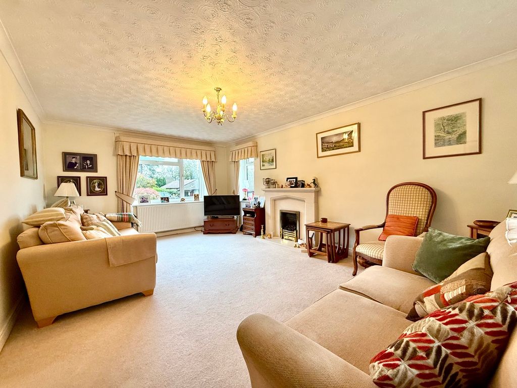 Additional image 5 of 4 bed detached house for saleGrove Park Drive, Newport NP20