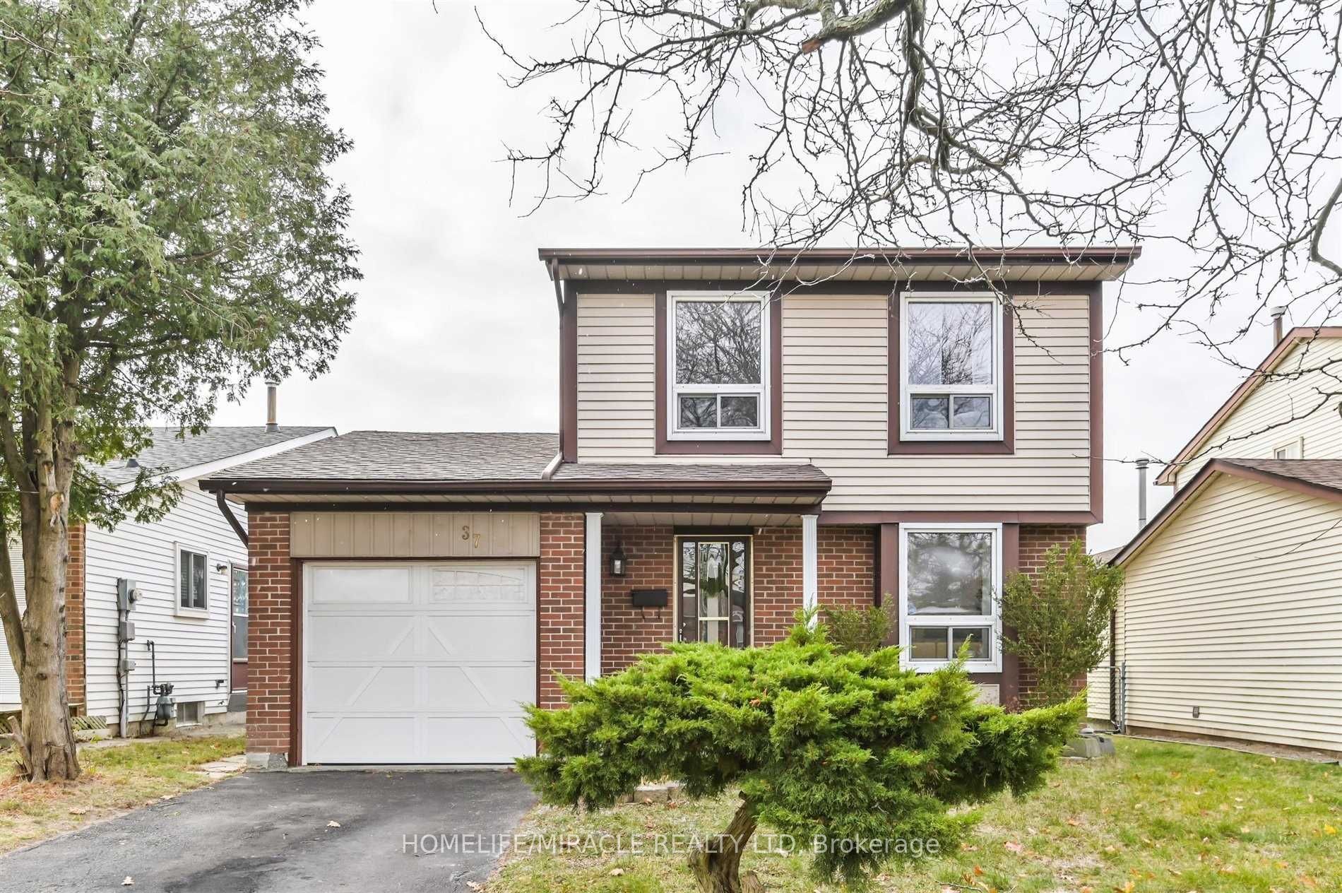 37 Banner Crescent, Ajax, ON, L1S 3S8 photo 3