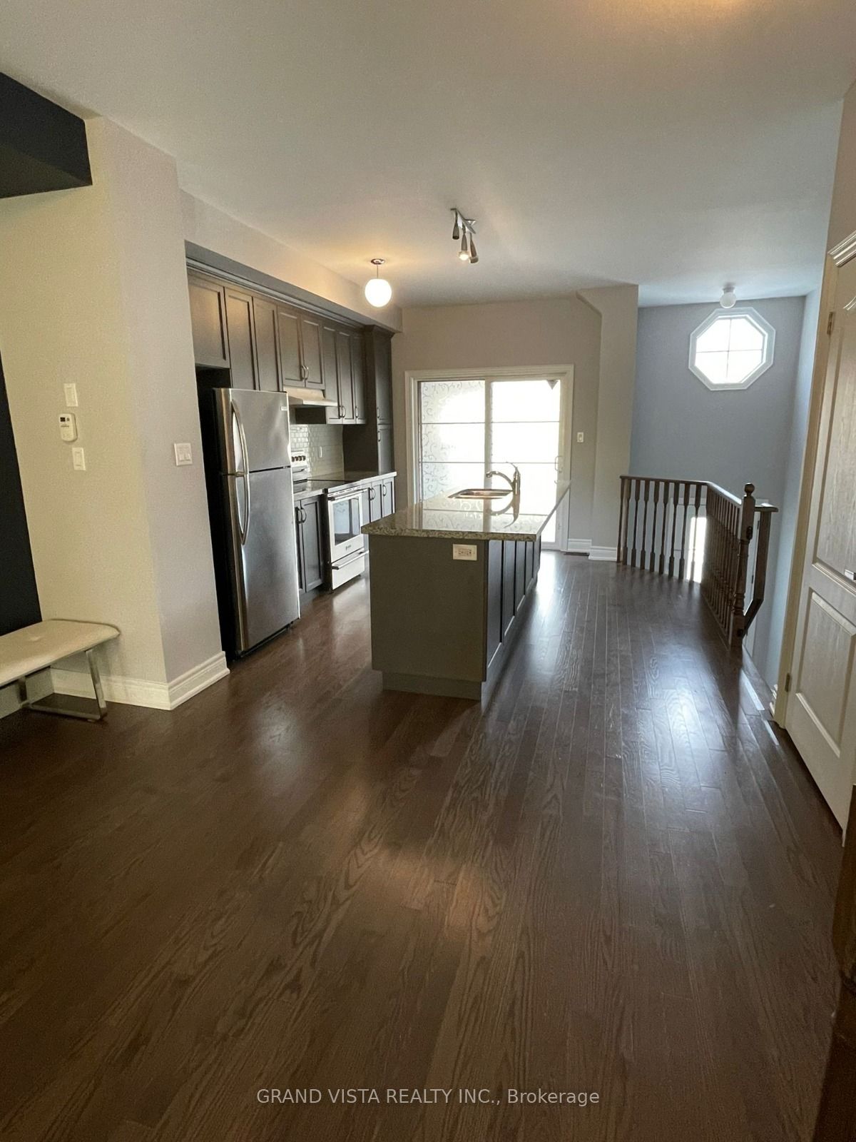 29 Dryden Way, Toronto, ON, M9R 0B2 photo 3