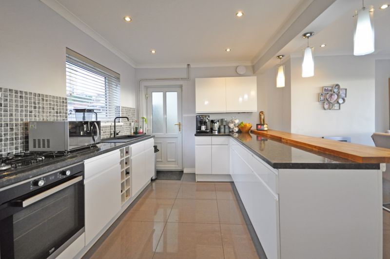 Additional image 7 of 3 bed detached house for saleSuperb Detached House, Beechwood Crescent, Newport NP19