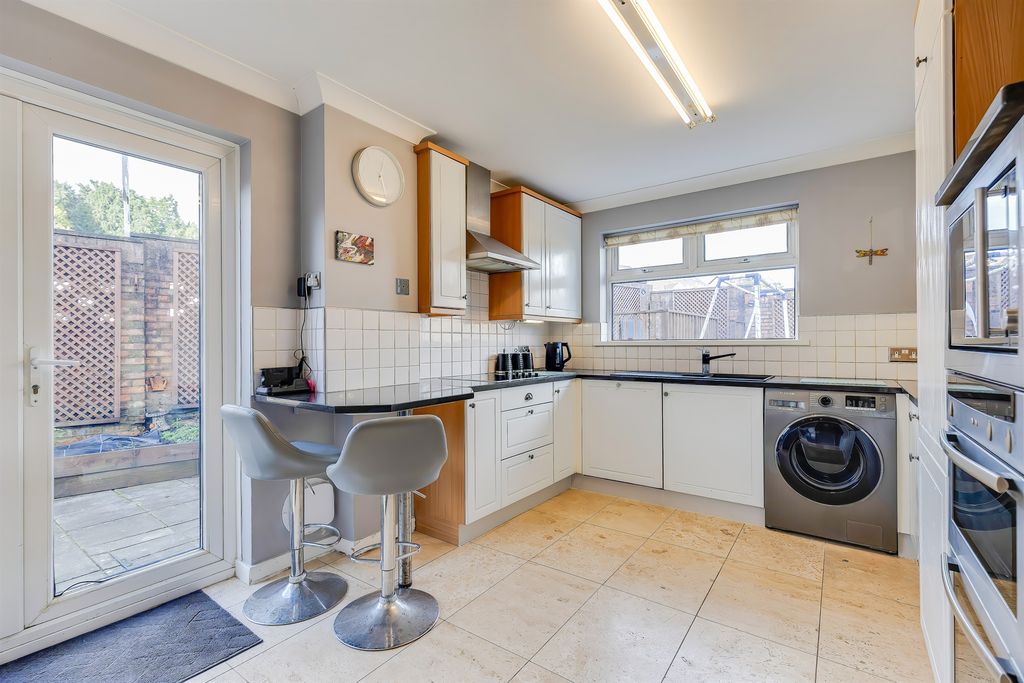 Additional image 10 of 4 bed detached house for saleChartwell Drive, Lisvane, Cardiff CF14