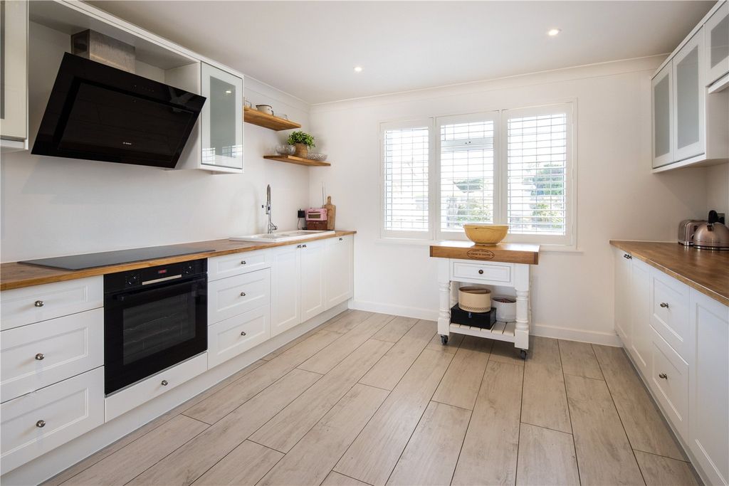 Additional image 4 of 5 bed bungalow for saleElizabeth Avenue, La Route Orange, St. Brelade, Jersey JE3