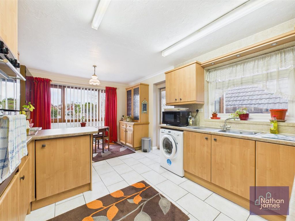 Additional image 3 of 4 bed detached bungalow for saleCastle Lea, Caldicot NP26
