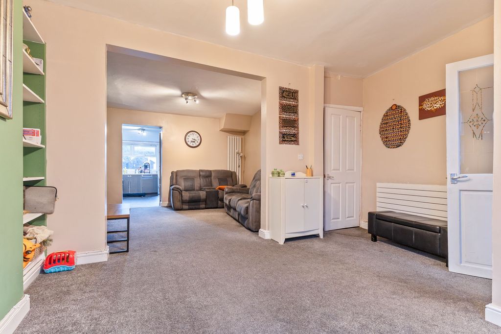 Additional image 2 of 3 bed terraced house for saleLiscombe Street, Newport NP19