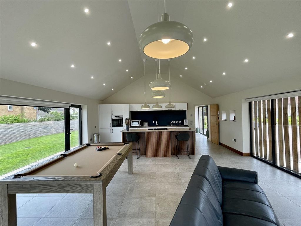 Additional image 16 of 3 bed detached bungalow for saleStarling Close, Rogiet, Caldicot NP26
