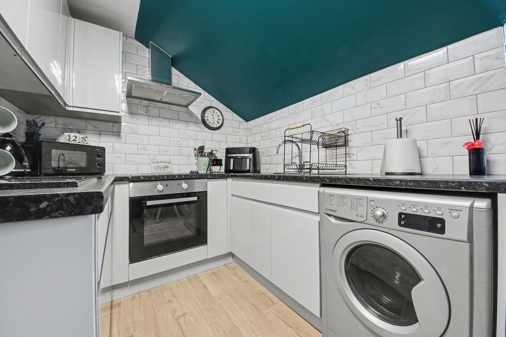 Additional image 9 of 1 bed flat for sale71 South East Road, Sholing SO19