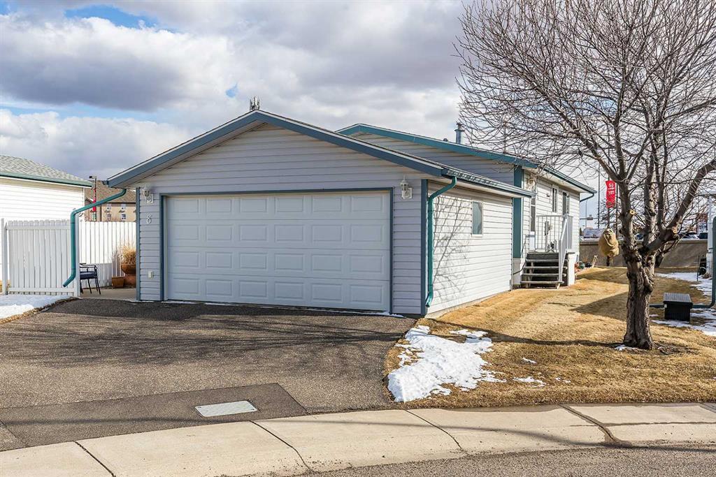 Additional image 3 of 8-1600 Strachan Road SE, Medicine Hat, AB, T1B4M3