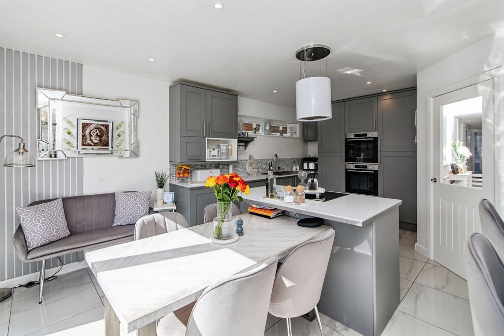 Additional image 3 of 3 bed detached house for saleSt. Peters Path, Holton, Halesworth IP19