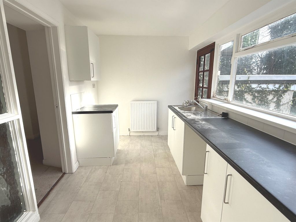Additional image 4 of 1 bed flat for saleClytha Square, Newport NP20