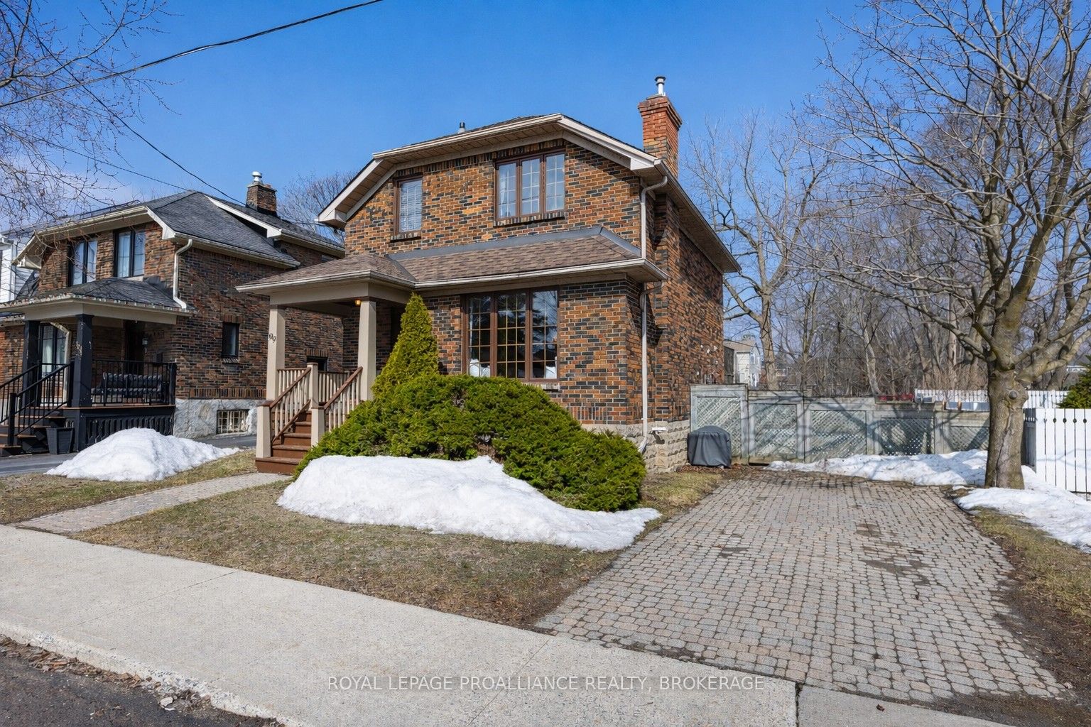 99 Hill Street, Kingston, ON, K7L 2M8