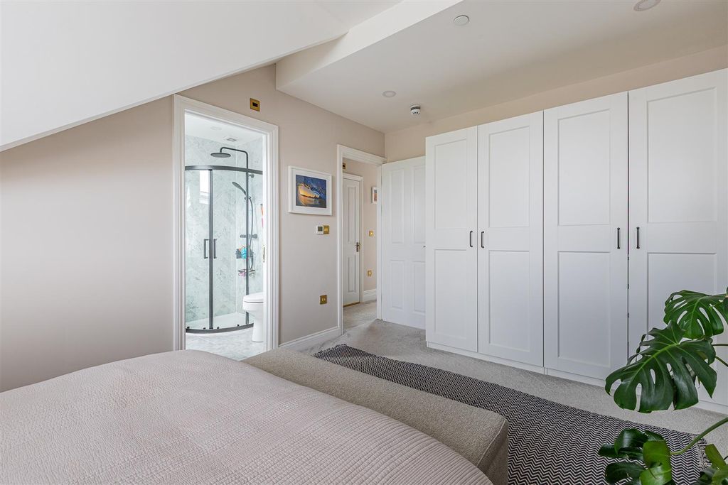 Additional image 20 of 2 bed flat for saleShirley Road, Roath Park, Cardiff CF23