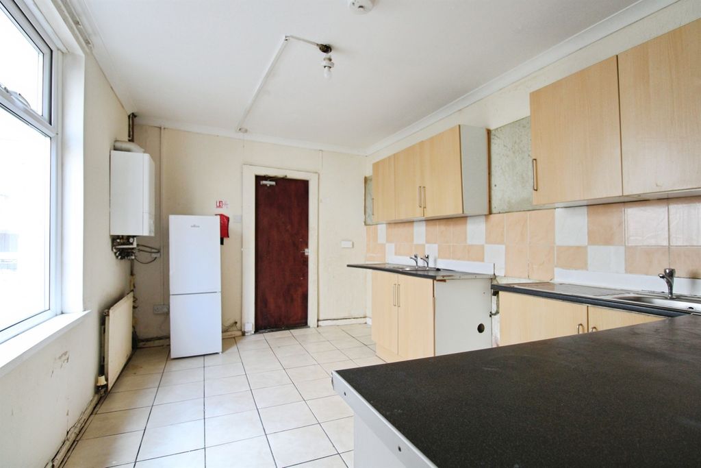Additional image 5 of 5 bed terraced house for saleMarion Street, Cardiff CF24