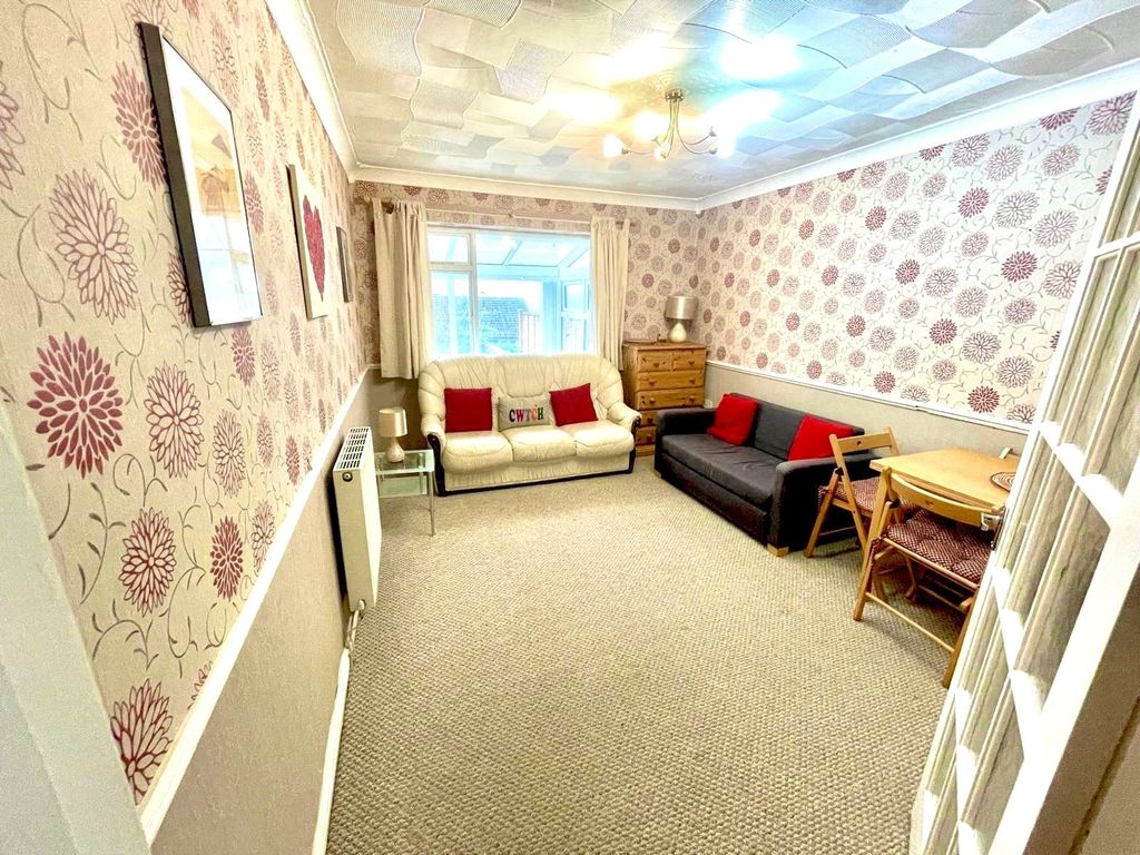 Additional image 9 of 4 bed semi-detached house for saleAnthony Drive, Caerleon, Newport NP18