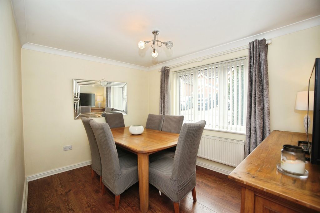 Additional image 4 of 4 bed detached house for saleCoed-Y-Graig, Ystrad Mynach, Hengoed CF82
