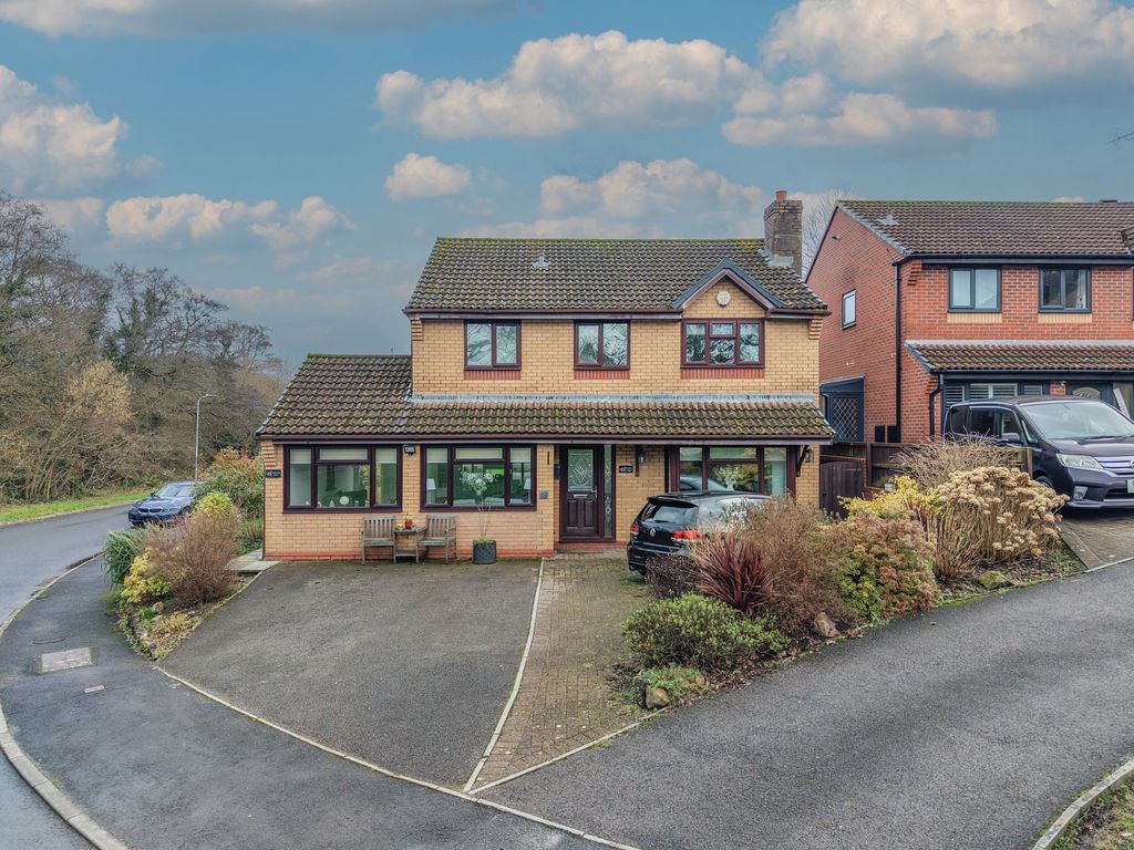 3 bed detached house for saleCaernarvon Drive, Rhiwderin NP10
