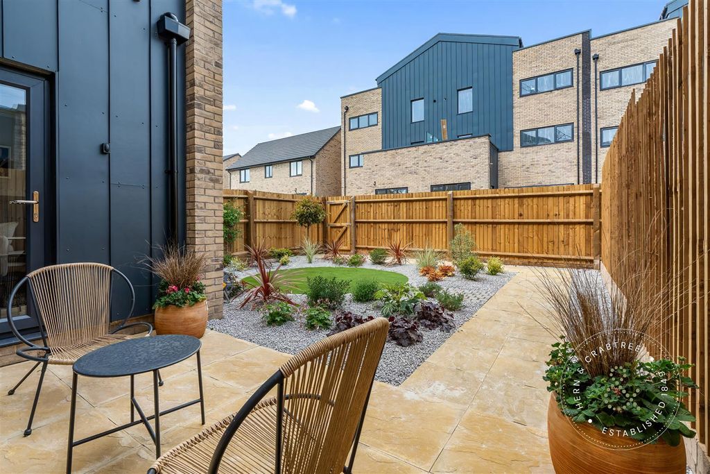 Additional image 16 of 5 bed town house for saleThe Dale, Parc Llandaf, Llantrisant Road, Llandaff, Cardiff CF5