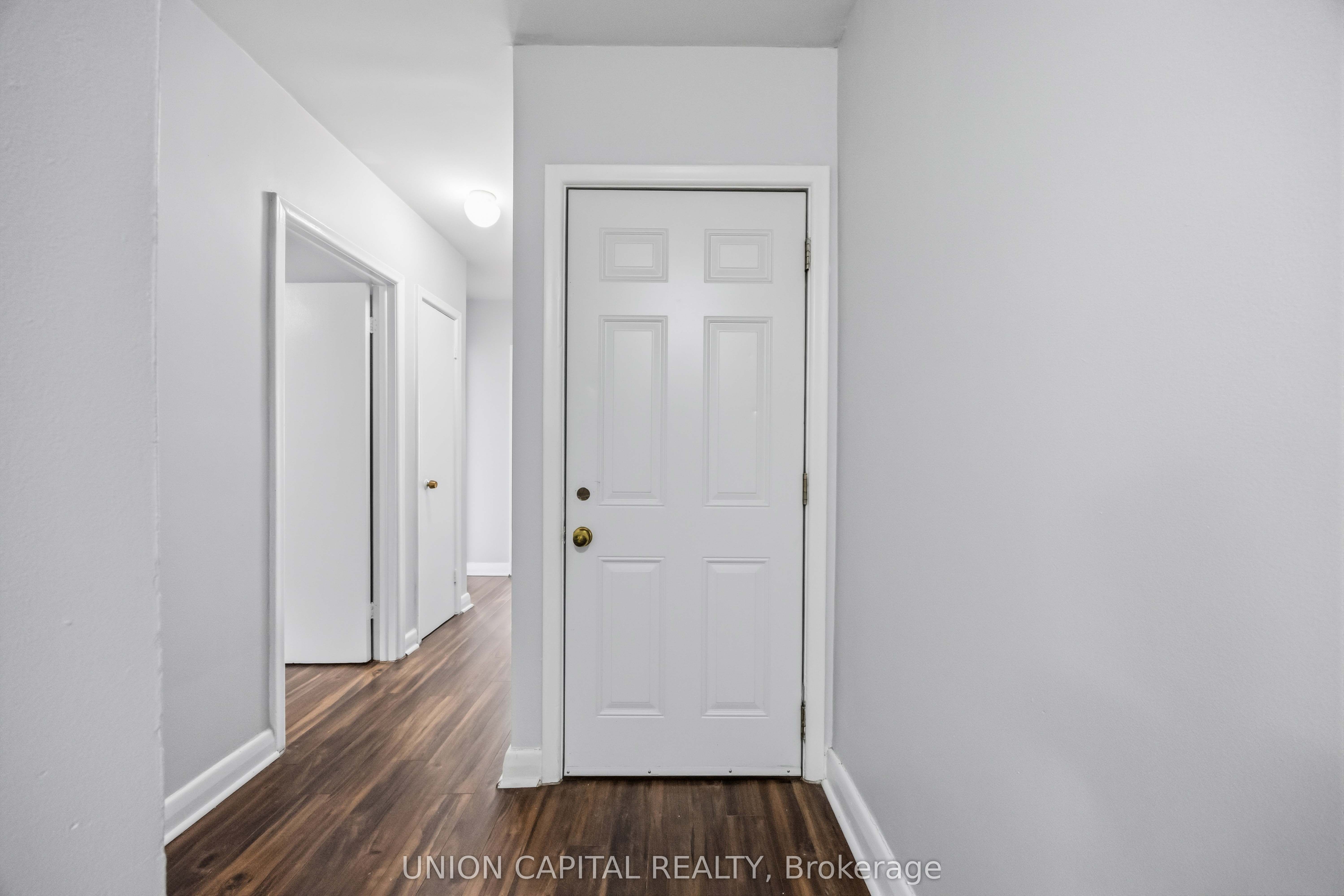 Upper-515 Marlee Avenue, Toronto, ON, M6B 3J3 photo 2