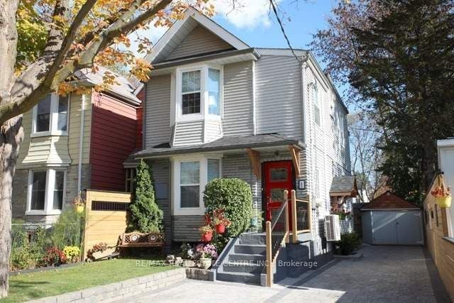 1 Hiawatha (main) Road, Toronto, ON, M4L 2X7